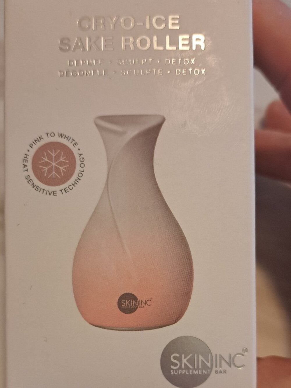 SKIN INC CRYO-ICE SAKE ROLLER